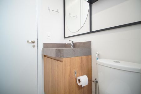 Apartamento à venda com 74m², 2 quartos e 1 vagaBanheiro Corredor