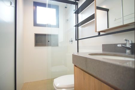 Apartamento à venda com 74m², 2 quartos e 1 vagaBanheiro da Suíte