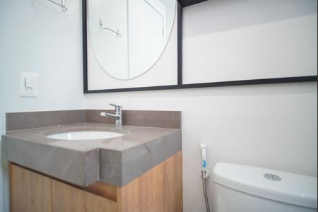 Apartamento à venda com 74m², 2 quartos e 1 vagaBanheiro Corredor