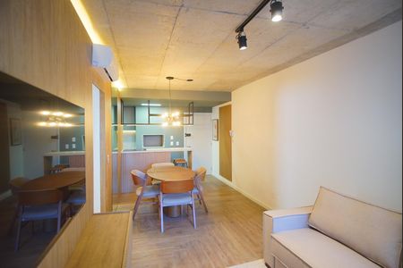 Apartamento à venda com 74m², 2 quartos e 1 vagaSala