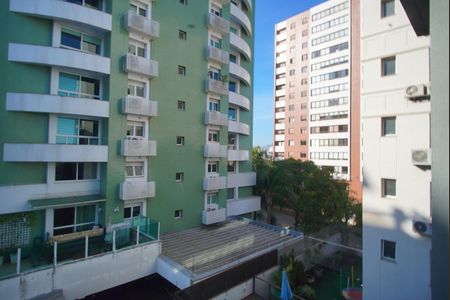 Apartamento à venda com 74m², 2 quartos e 1 vagaSuíte - Vista
