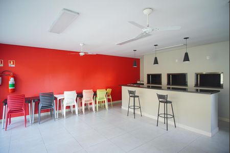 Apartamento para alugar com 90m², 2 quartos e sem vagaÁrea Comum - Salão de Festas