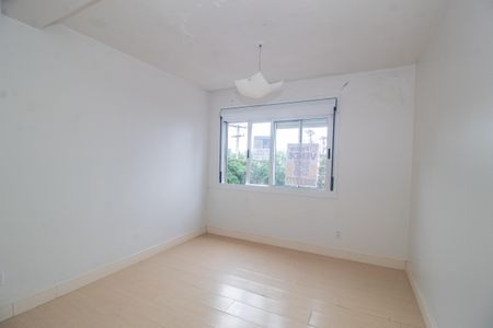 Casa à venda com 250m², 2 quartos e 2 vagas Casa à venda com 250m², 2 quartos e 2 vagasSuíte 1