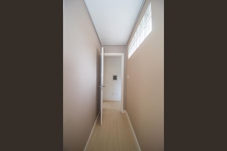 Casa à venda com 250m², 2 quartos e 2 vagas Casa à venda com 250m², 2 quartos e 2 vagasSuíte 2