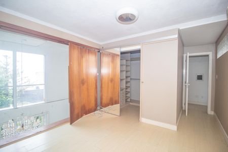 Casa à venda com 250m², 2 quartos e 2 vagas Casa à venda com 250m², 2 quartos e 2 vagasSuíte 2