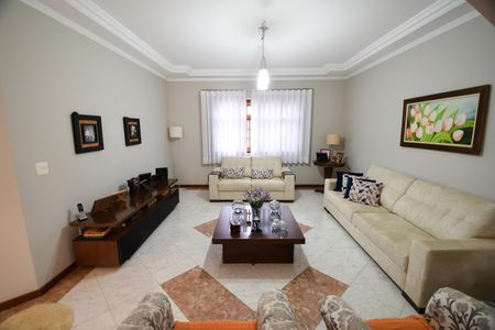 Casa à venda com 260m², 3 quartos e 4 vagasSala de Estar