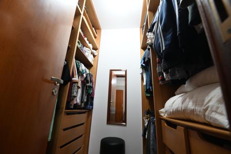 Casa à venda com 260m², 3 quartos e 4 vagasQuarto Suíte 3 Closet