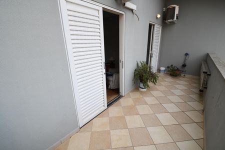 Casa à venda com 260m², 3 quartos e 4 vagasSacada da Suíte 2