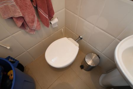 Casa à venda com 260m², 3 quartos e 4 vagasBanheiro de serviço