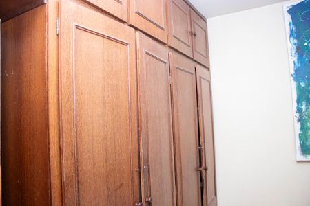 Casa à venda com 360m², 4 quartos e 4 vagas Casa à venda com 360m², 4 quartos e 4 vagasSuíte 2