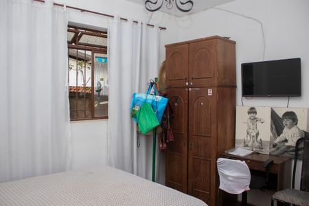 Casa à venda com 360m², 4 quartos e 4 vagas Casa à venda com 360m², 4 quartos e 4 vagasSuíte 1