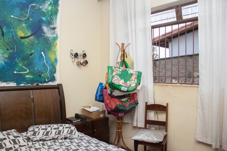 Casa à venda com 360m², 4 quartos e 4 vagas Casa à venda com 360m², 4 quartos e 4 vagasSuíte 2