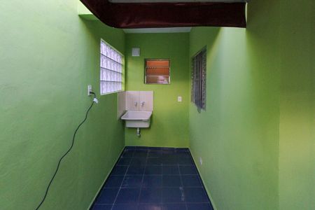 Casa para alugar com 60m², 1 quarto e sem vagaÁrea de Serviço