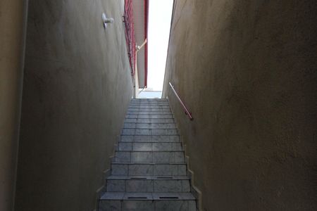 Casa para alugar com 60m², 1 quarto e sem vagaEscada