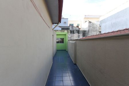 Casa para alugar com 60m², 1 quarto e sem vagaCorredor Lateral