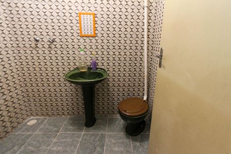 Casa para alugar com 60m², 1 quarto e sem vagaBanheiro