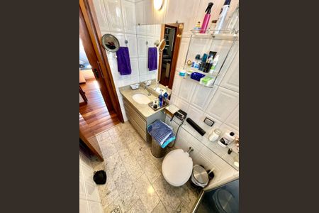 Apartamento à venda com 148m², 4 quartos e 2 vagasBanheiro