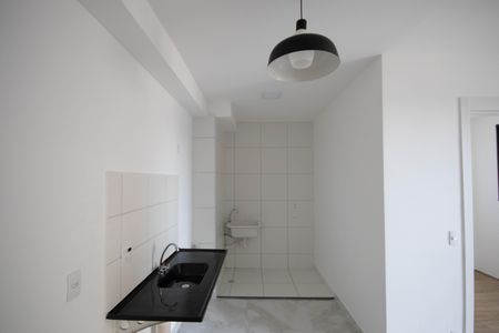 Apartamento para alugar com 37m², 2 quartos e 1 vaga Apartamento para alugar com 37m², 2 quartos e 1 vagaCozinha e Área de Serviço