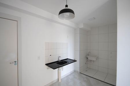 Apartamento para alugar com 37m², 2 quartos e 1 vaga Apartamento para alugar com 37m², 2 quartos e 1 vagaCozinha e Área de Serviço