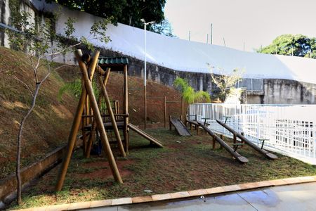 Apartamento para alugar com 55m², 2 quartos e 1 vagaÁrea comum - Playground