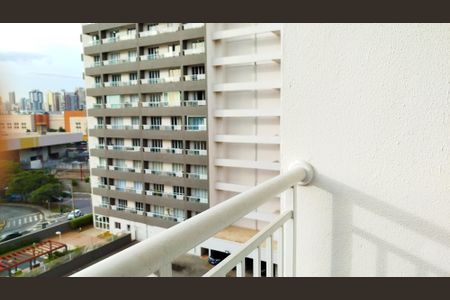 Apartamento à venda com 27m², 1 quarto e sem vagaSacada