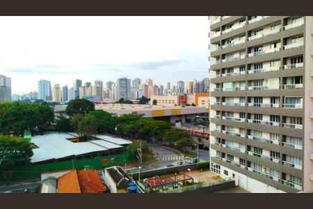 Apartamento à venda com 27m², 1 quarto e sem vagaVista da sacada