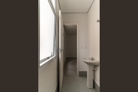 Apartamento para alugar com 36m², 1 quarto e sem vaga Apartamento para alugar com 36m², 1 quarto e sem vagaBanheiro