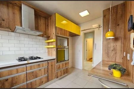 Apartamento à venda com 121m², 3 quartos e 3 vagas