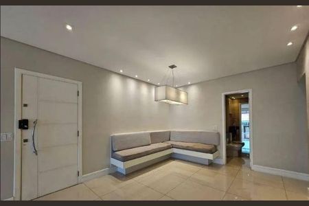 Apartamento à venda com 121m², 3 quartos e 3 vagas