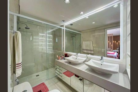 Apartamento à venda com 153m², 3 quartos e 3 vagas