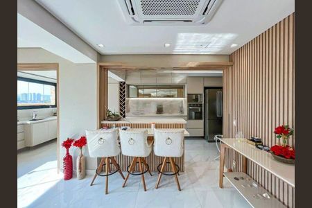 Apartamento à venda com 153m², 3 quartos e 3 vagas