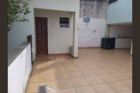 Casa à venda com 200m², 3 quartos e 3 vagas
