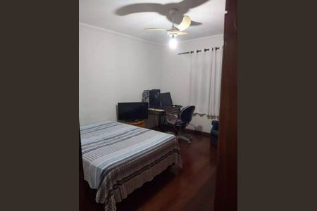 Casa à venda com 200m², 3 quartos e 3 vagas