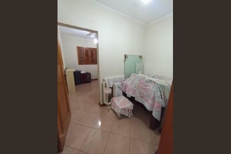 Casa à venda com 180m², 5 quartos e 5 vagas
