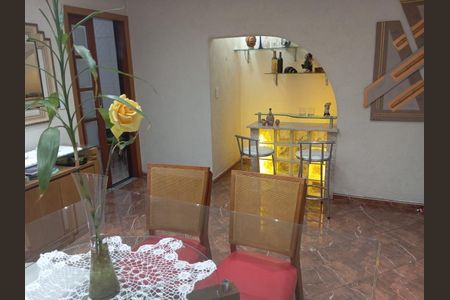 Casa à venda com 180m², 5 quartos e 5 vagas