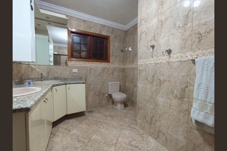 Casa à venda com 180m², 5 quartos e 5 vagas