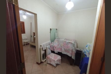 Casa à venda com 180m², 5 quartos e 5 vagas