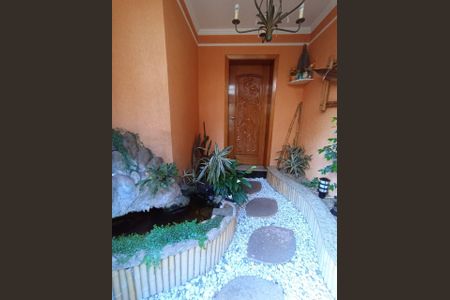 Casa à venda com 180m², 5 quartos e 5 vagas