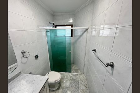 Casa à venda com 465m², 4 quartos e 7 vagasBanheiro da Suíte 3
