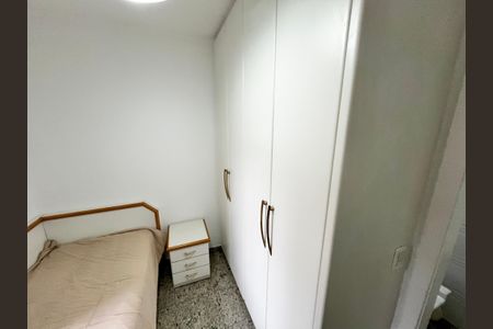 Casa à venda com 465m², 4 quartos e 7 vagasQuarto de Serviço