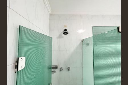 Casa à venda com 465m², 4 quartos e 7 vagasBanheiro da Suíte 3