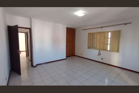 Casa à venda com 150m², 2 quartos e 2 vagas