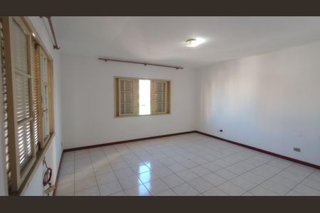 Casa à venda com 150m², 2 quartos e 2 vagas