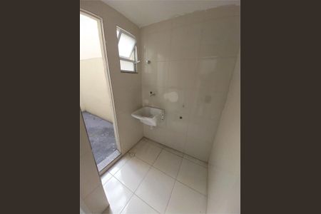 Apartamento para alugar com 60m², 2 quartos e sem vaga