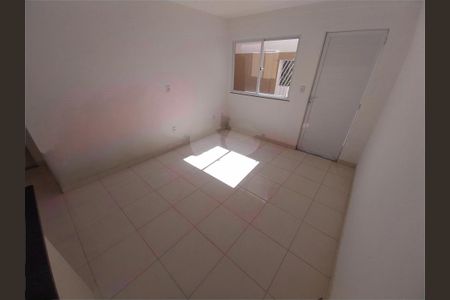 Apartamento para alugar com 60m², 2 quartos e sem vaga