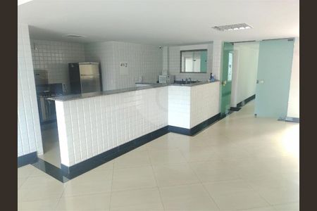 Apartamento à venda com 180m², 4 quartos e 4 vagas