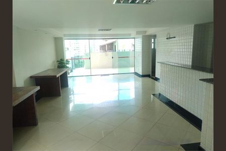 Apartamento à venda com 180m², 4 quartos e 4 vagas