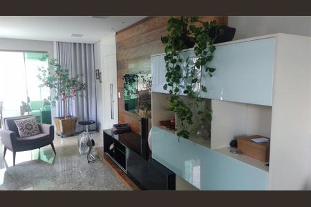 Apartamento à venda com 180m², 4 quartos e 4 vagas