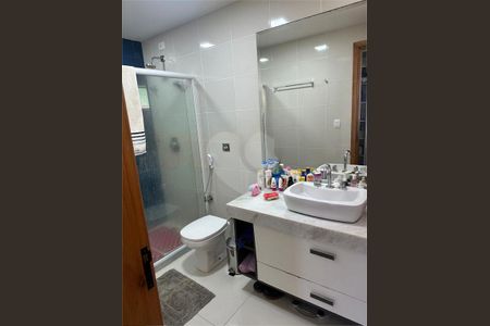 Casa à venda com 300m², 5 quartos e 2 vagas