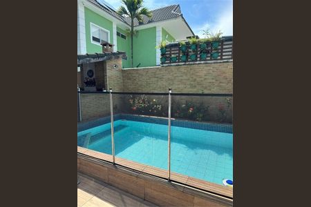 Casa à venda com 300m², 5 quartos e 2 vagas